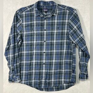 Patagonia Size Medium Navy Plaid Organic Cotton Button Front Shirt EUC